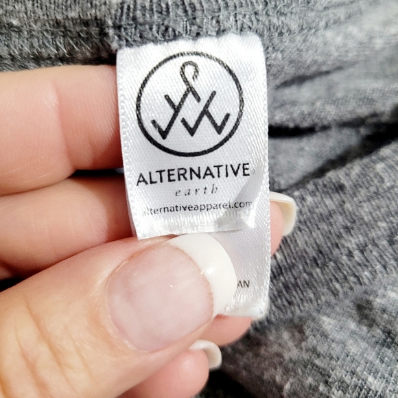 Cutty Sark Blended Scots Whisky Adult Size Large Gray T-shirt Scotland Whisky - Picture 9 of 11